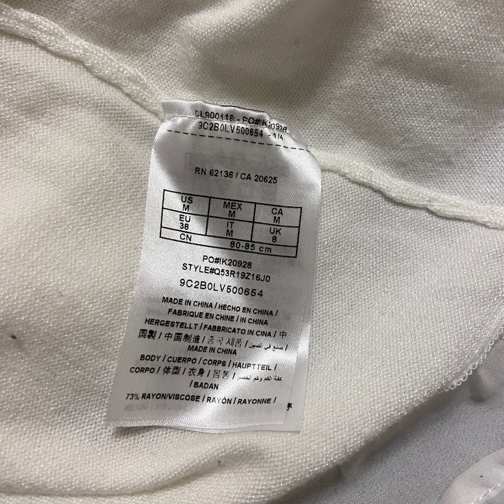 Guess Pullover Sweater with Chiffon Trim size Medium - Picture 8 of 10